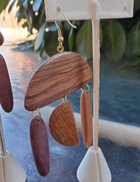 🍁HP🍁EUC HANDMADE WOODEN EARRINGS - Picture 3 of 6